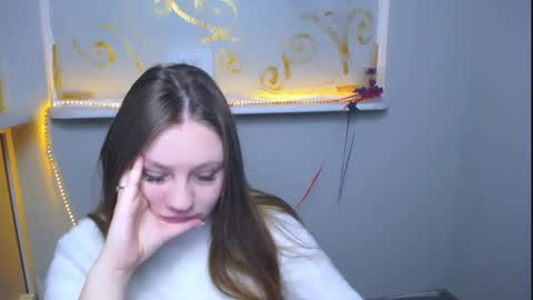 Luiza online show from 02.20.25