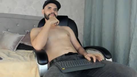 Snapshot of luke_diaz7 chatting on 02.12.25 luke diaz7 online show from 02.12.25