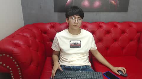 LUKE MORGANS  online show from 01.05.25