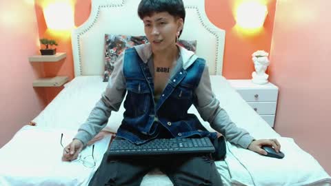 LUKE MORGANS  online show from 01.28.25