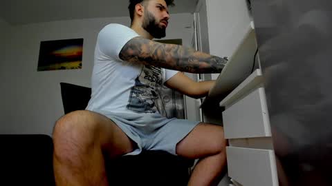 Snapshot of lukedenver chatting on 12.12.24 Luke online show from 12.12.24