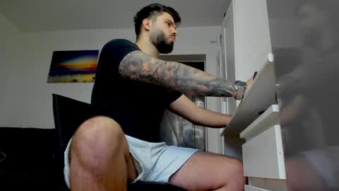 Snapshot of lukedenver chatting on 01.19.25 Luke online show from 01.19.25