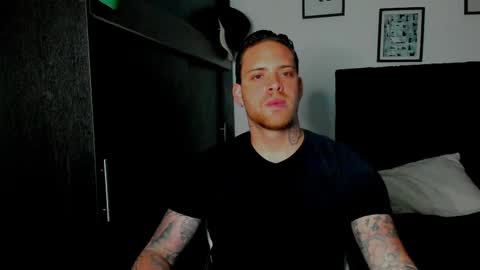 Snapshot of lukeglanton17 chatting on 03.11.25 Luke online show from 03.11.25