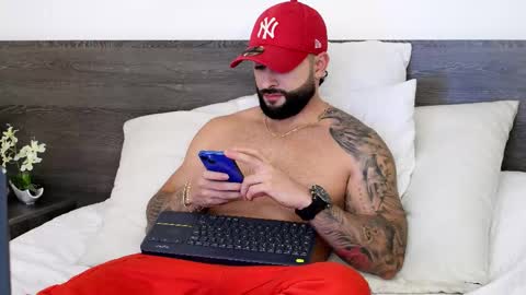 Lukhas f4f online show from 10.18.25