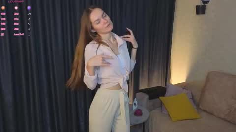 Snapshot of lulaghent chatting on 10.19.25 Lula online show from 10.19.25