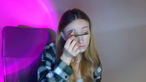 Lulu Baby18 online show from 11.02.25