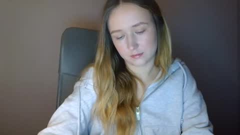 Lulu Baby18 online show from 01.14.26