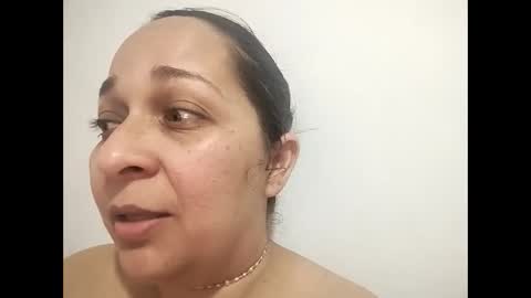  Lulu  online show from 11.10.25