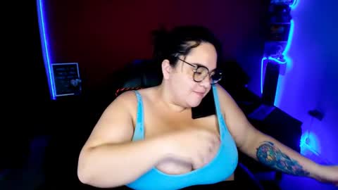 LuluBigTitts online show from 01.16.25