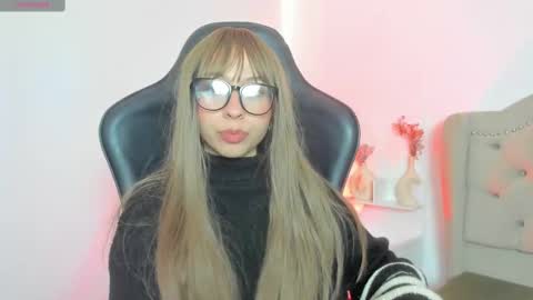 luluuberry online show from 11.17.25