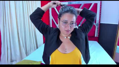 Snapshot of luna021_1 chatting on 10.07.25 Luna  online show from 10.07.25