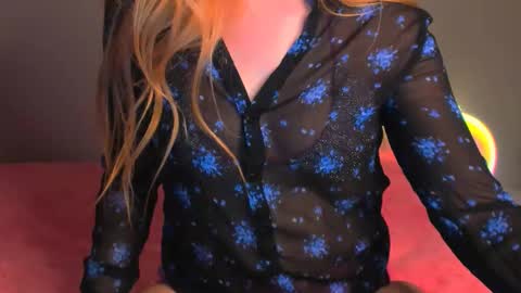 luna1vibe online show from 12.22.25