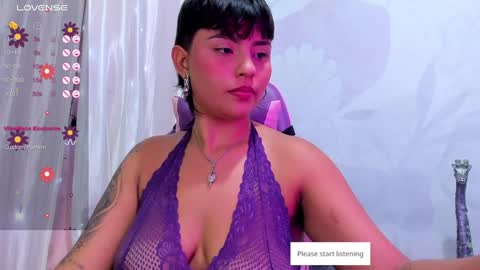 Snapshot of luna__cute chatting on 12.20.24 Luna online show from 12.20.24