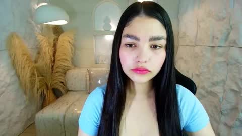 Luna online show from 10.21.25