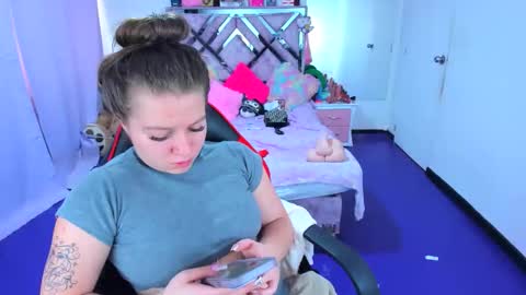 luna_analya online show from 03.18.26