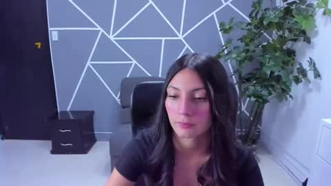 luna_bennett_ online show from 02.24.26