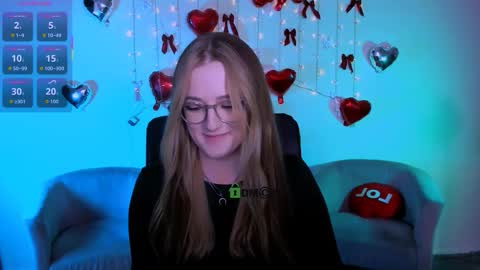 luna_berryy online show from 02.27.26