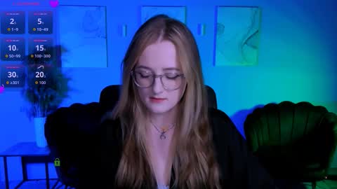 luna_berryy online show from 03.10.26