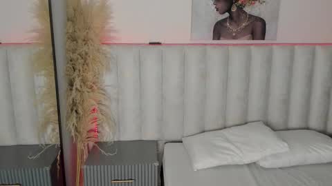 luna_clarx online show from 09.09.25