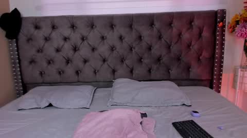 luna_cute14 online show from 12.02.25