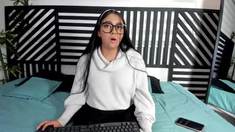 luna_cute14 online show from 01.07.26