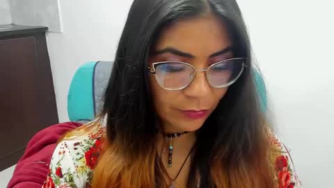 luna  online show from 01.17.25