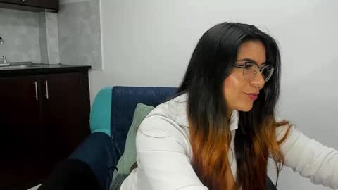luna  online show from 02.13.25