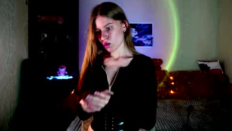 luna_evan online show from 12.01.25