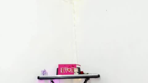 Snapshot of luna_fioree chatting on 10.29.25 Luna Fioree online show from 10.29.25