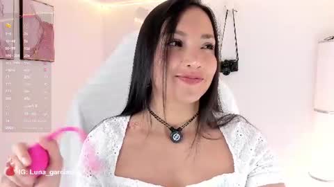 Snapshot of luna_garcia8 chatting on 06.09.26 online show from 06.09.26