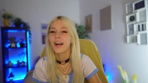 luna_grace18 online show from 08.03.26