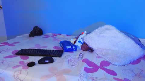 Snapshot of luna_hawks chatting on 10.17.25 luna_hawks online show from 10.17.25