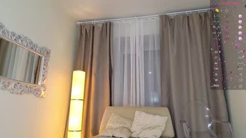 Snapshot of luna_helga chatting on 10.04.25 Luna online show from 10.04.25