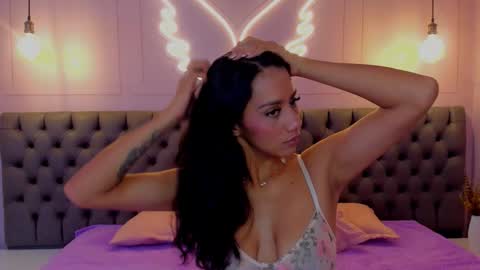 luna_hot_ass online show from 03.12.26