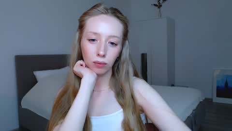 Snapshot of luna_insanity chatting on 02.13.25 Luna online show from 02.13.25