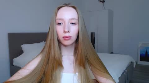 Snapshot of luna_insanity chatting on 03.02.25 Luna online show from 03.02.25