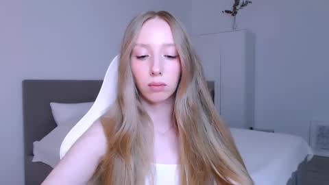 Luna online show from 11.12.25