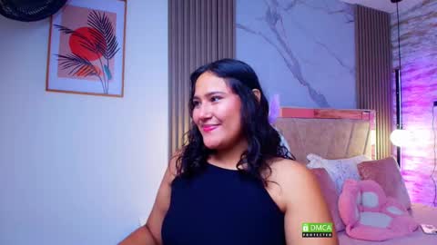 Luna  online show from 10.13.25