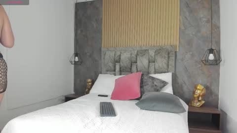 luna  killari online show from 10.20.25