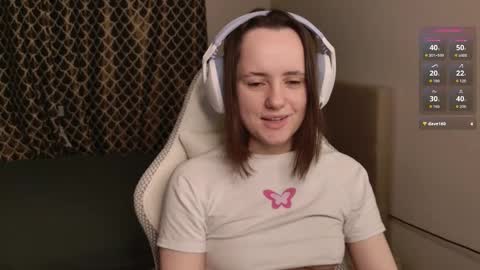 luna_loveeee online show from 11.24.25