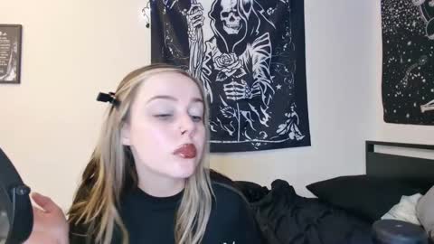 Luna online show from 10.11.25