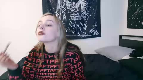 Luna online show from 10.14.25