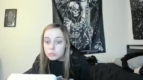 Luna online show from 11.20.25