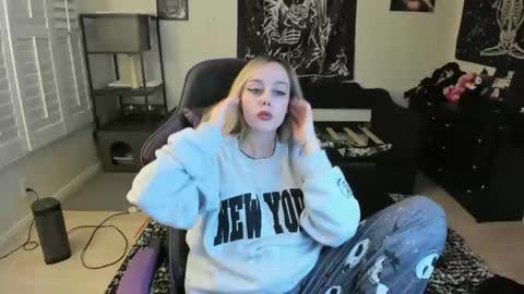 Luna online show from 01.15.26