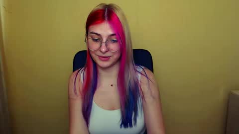 Luna online show from 02.21.25