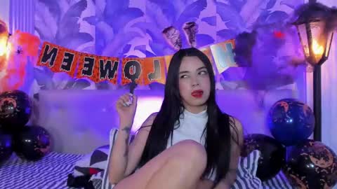 Luna Morgan online show from 10.30.25