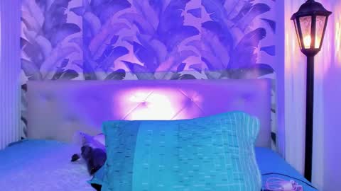 Luna Morgan online show from 11.13.25