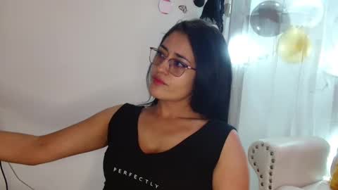 Snapshot of luna_noire1 chatting on 10.19.25 Luna Noire online show from 10.19.25