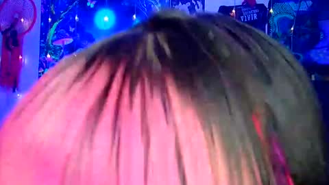 MISS LUNA  online show from 03.06.25