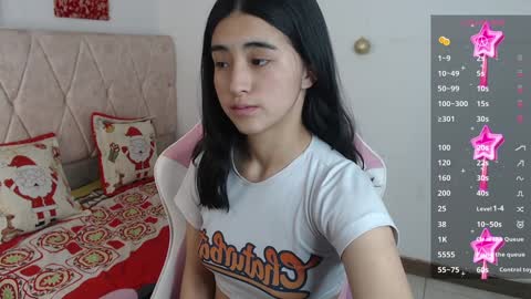 luna_roussee online show from 12.22.24